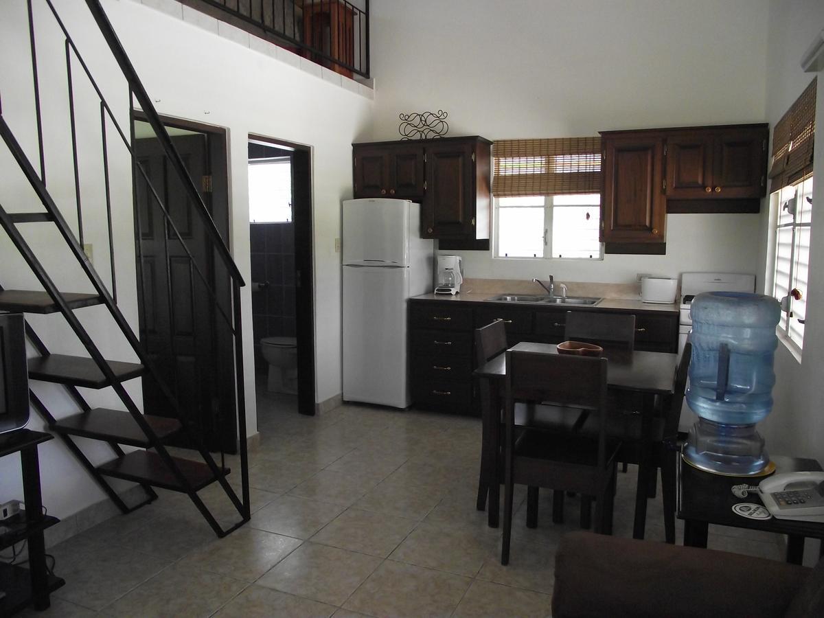 Serenity Sands Bed and Breakfast Corozal Town Esterno foto