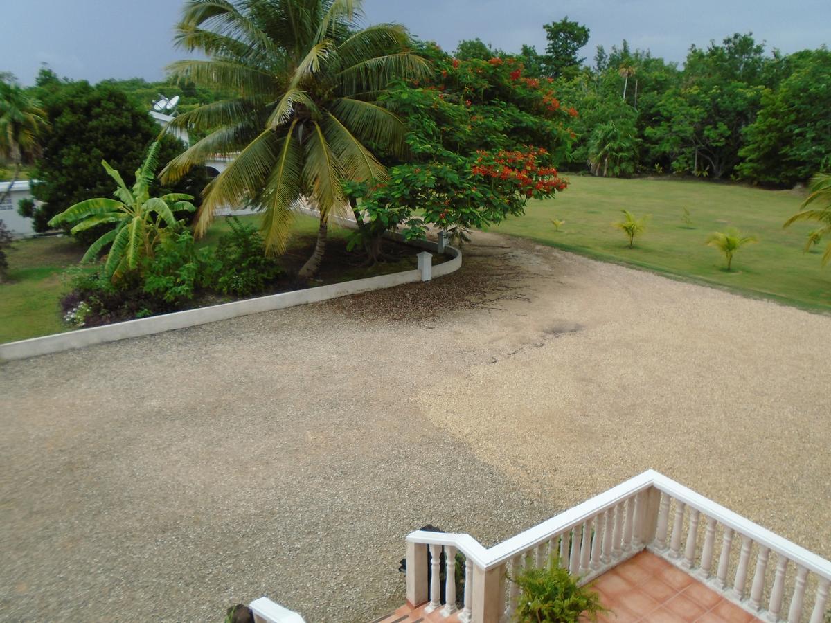 Serenity Sands Corozal Town Esterno foto